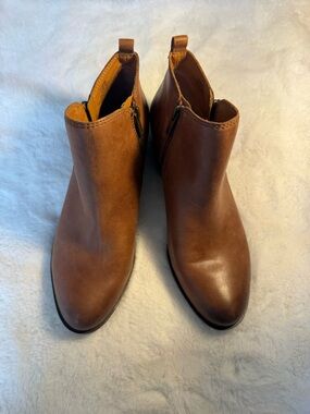 Women's Lucky Brand Brown Basel Ankle Booties - Classic Leather Size 10